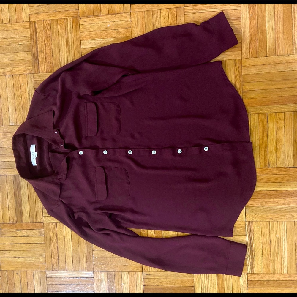 LOFT button up maroon blouse! Perfect condition.